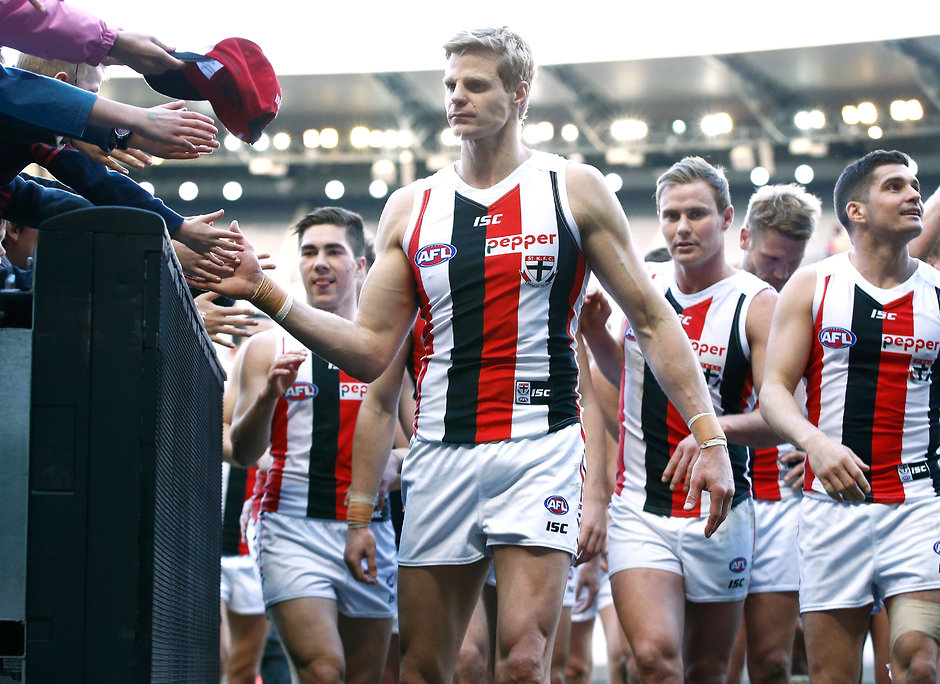 AFL 2016 Rd 22 - Richmond v St Kilda MELBOURNE, AUSTRALIA - AUGUST 20: Nick Riewoldt of the Saints thanks fans during the 2016 AFL Round 22 match between the Richmond Tigers and the St Kilda Saints at the Melbourne Cricket Ground on August 20, 2016 in Melbourne, Australia. (Photo by Adam Trafford/AFL Media)